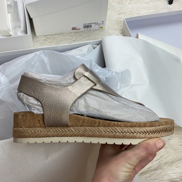 NWT VINCE Flint 2 Espadrille Sandal in Moonstone - Picture 9 of 9